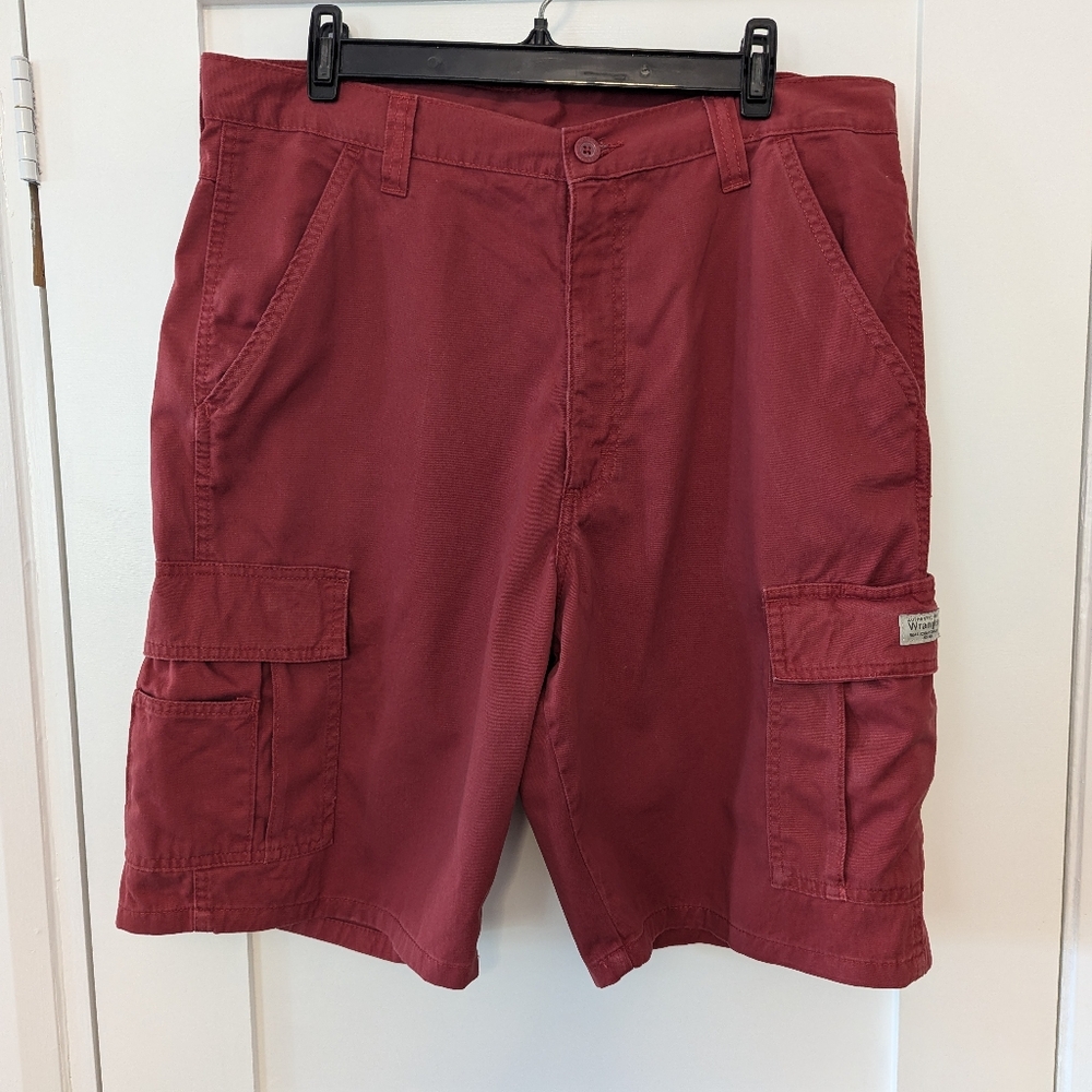 Wrangler Mens Red Cargo Shorts